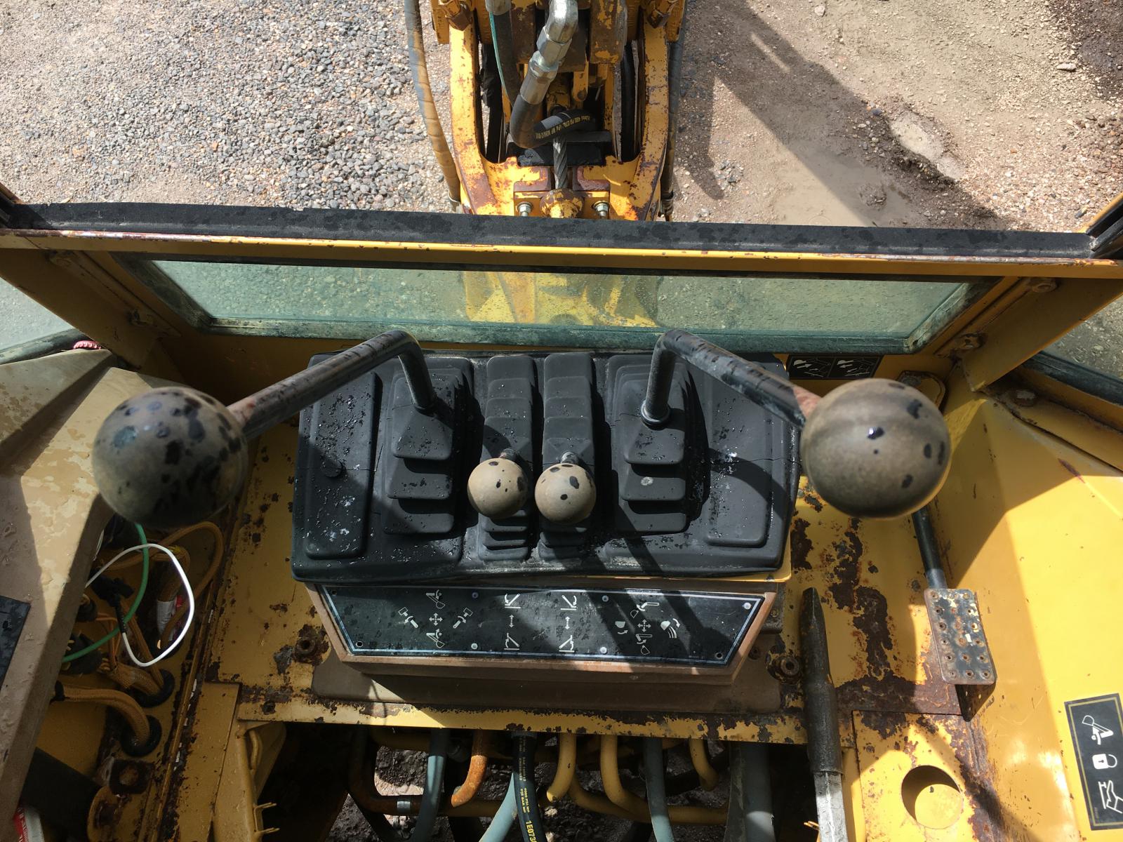 ./imagenes/INVOICE/2019/16044/RETROEXCAVADORA CAT_426 (41).JPG